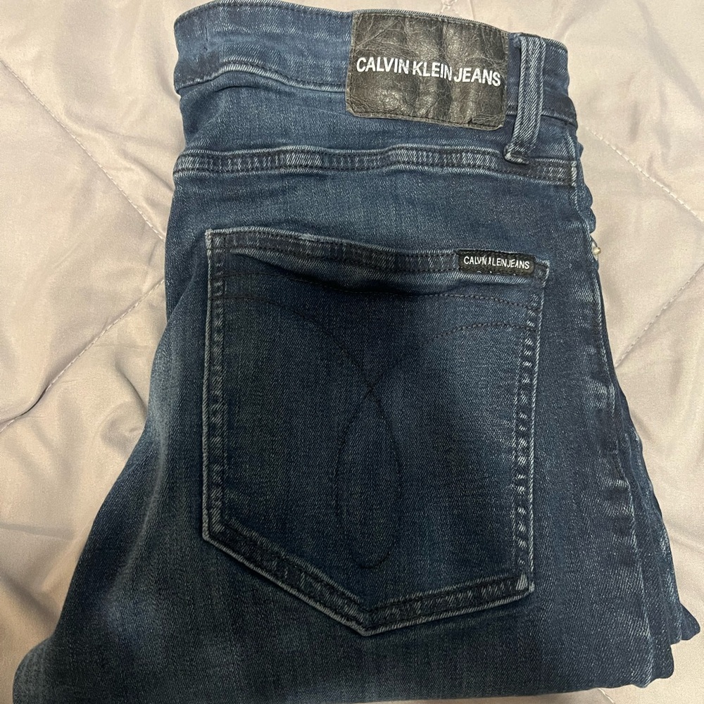 Calvin Klein Jeans in Dark Gray